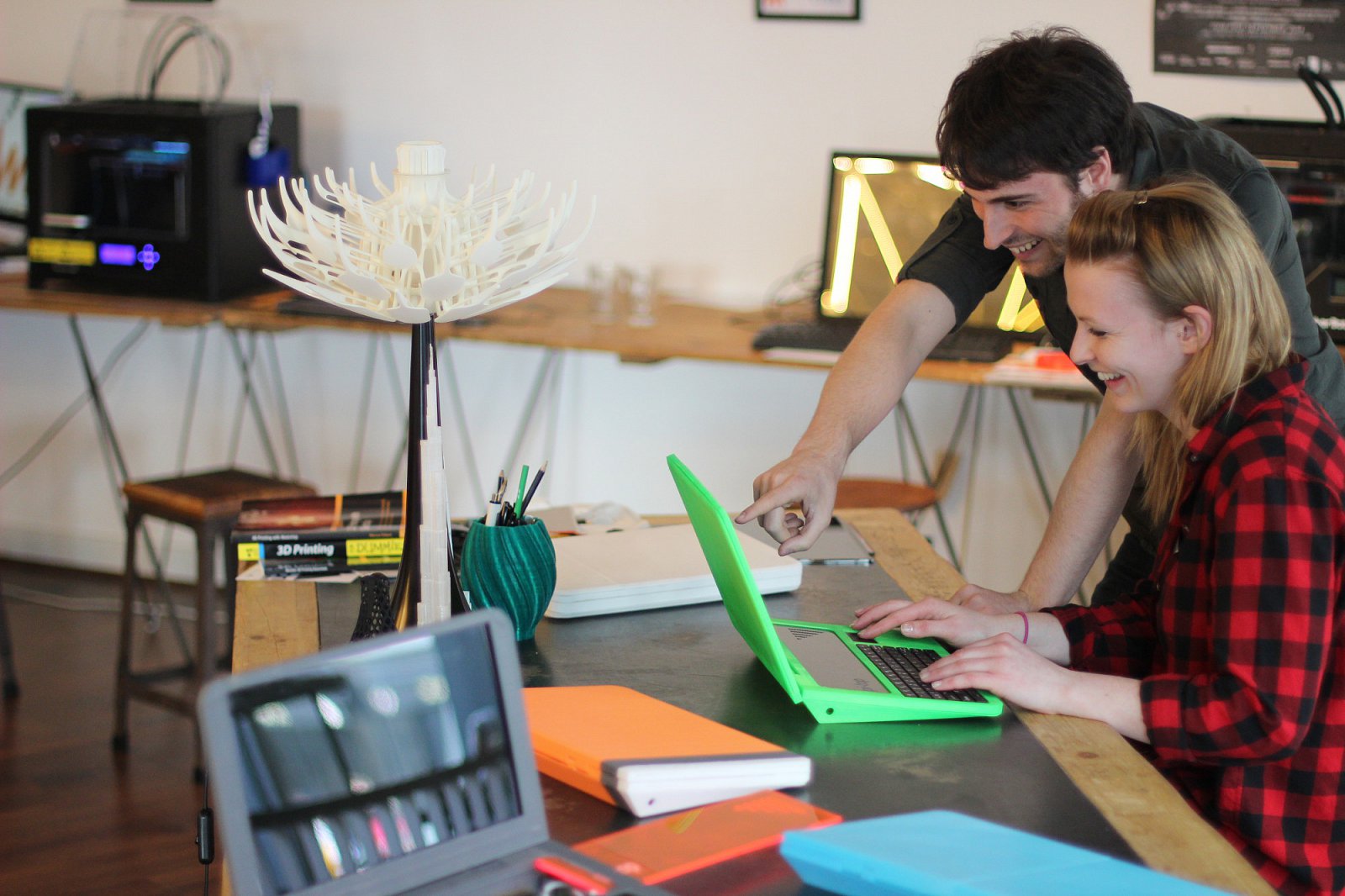 Má být nejenom notebookem, ale hlavně bránou k vývoji dalších technologií.