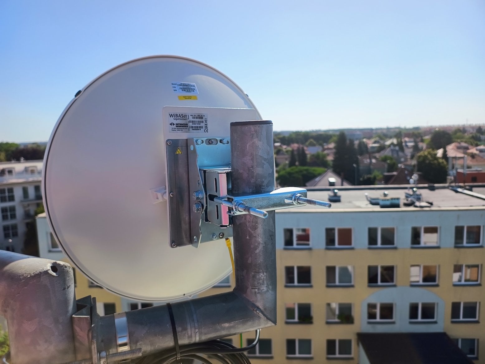 VanCo.cz a bezdrátový gigabitový internet v Praze (26 GHz)