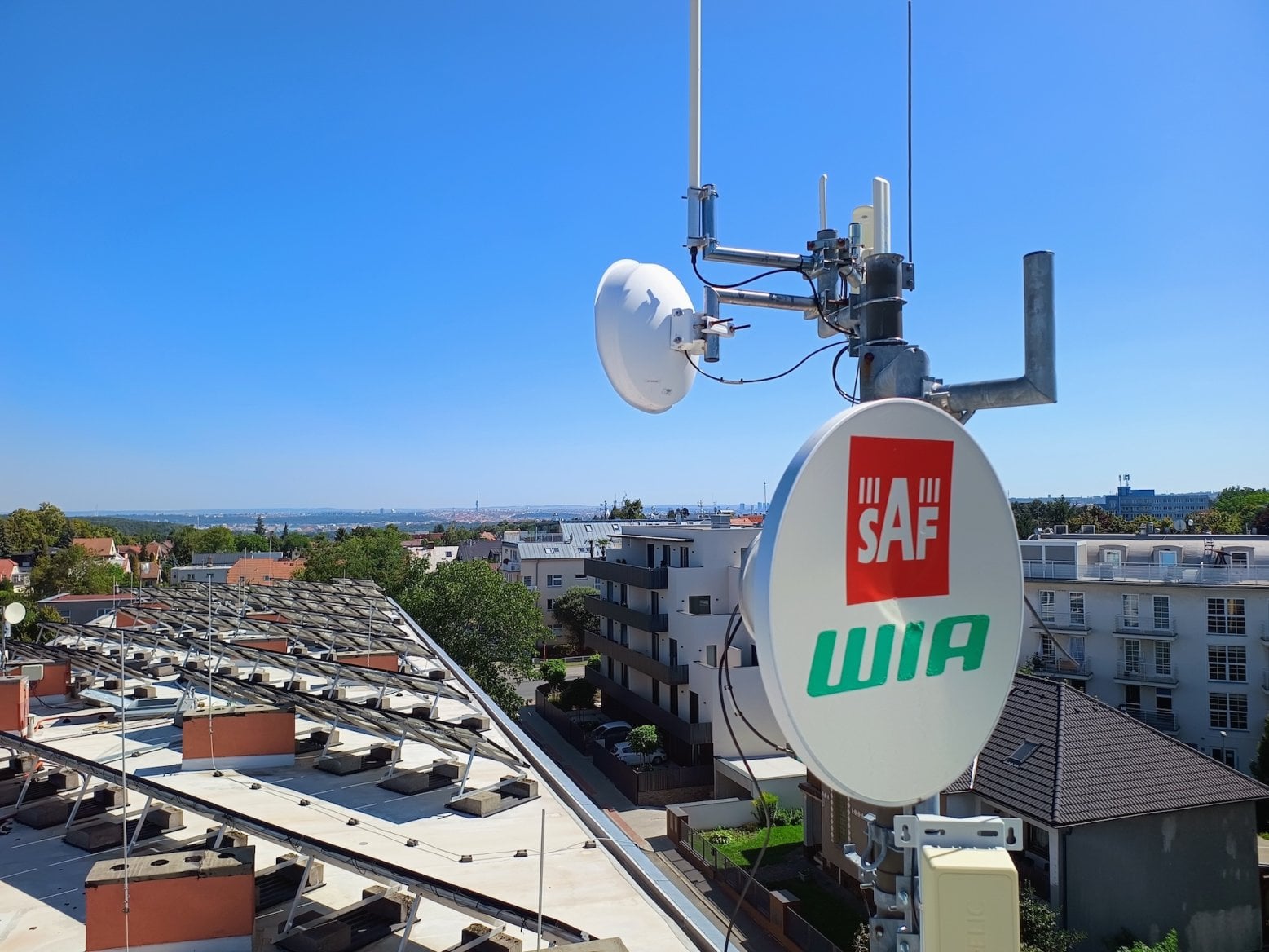 VanCo.cz a bezdrátový gigabitový internet v Praze (26 GHz)