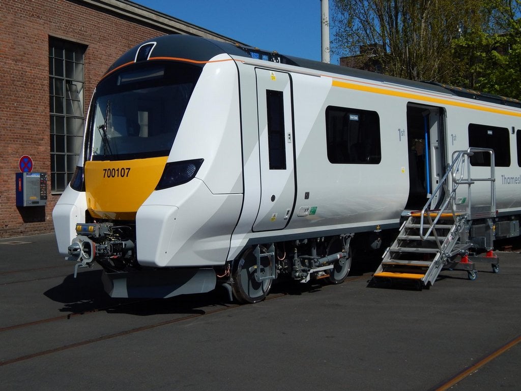 2017-03-novc3a9-soupravy-siemens-urc48denc3a9-pro-britskou-metro