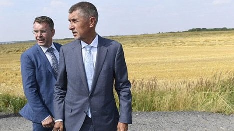 Náhledový obrázek - Babiš navrhl odvolání Kremlíka. Ministerstvo dopravy má trvale řídit vicepremiér Havlíček