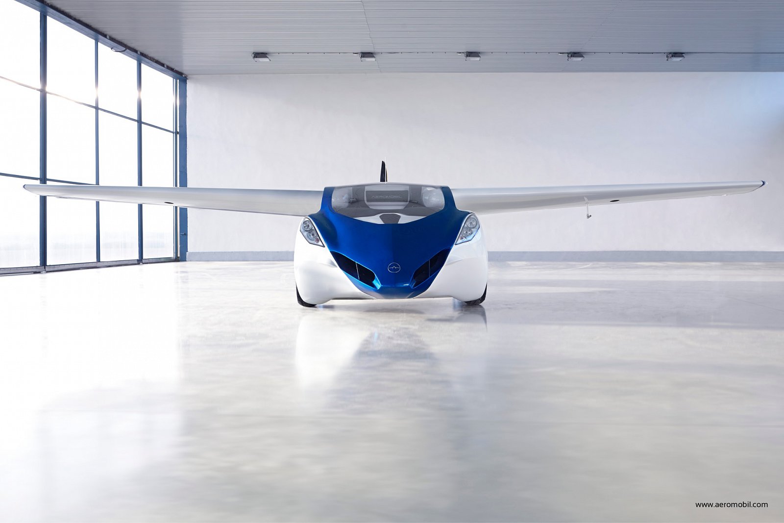 Aeromobil - zepředu