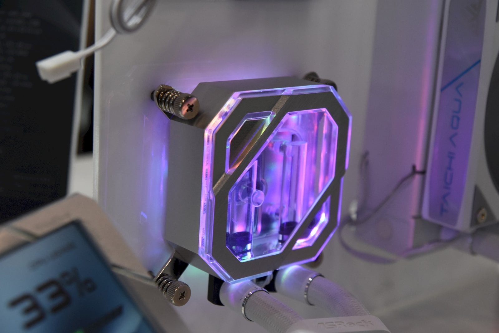 ASRock na Computexu 2026