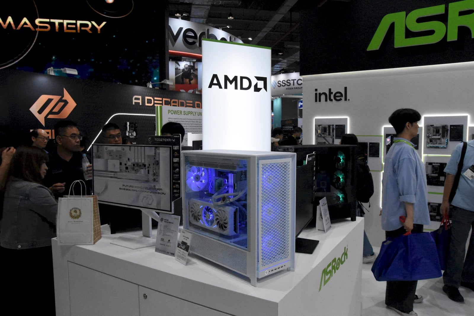 ASRock na Computexu 2026