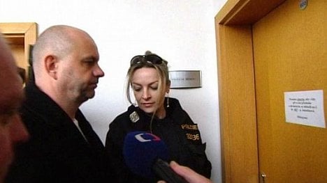 Náhledový obrázek - Kauza lobbisty Dědice se rozrůstá na dalších pět firem