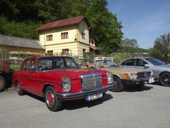Autor: Svatopluk Jícha Mercedes-Benz W114/115