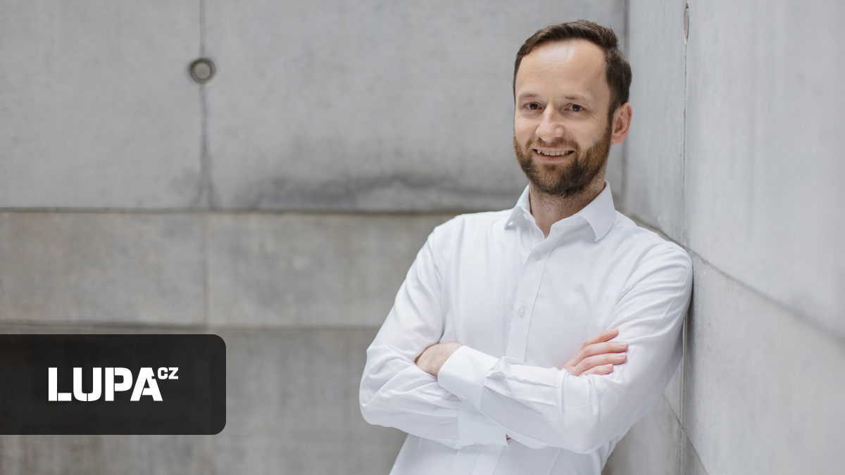 Je zaděláno na hašteření. Česko má nové vládní zmocněnce pro umělou inteligenci a digitalizaci