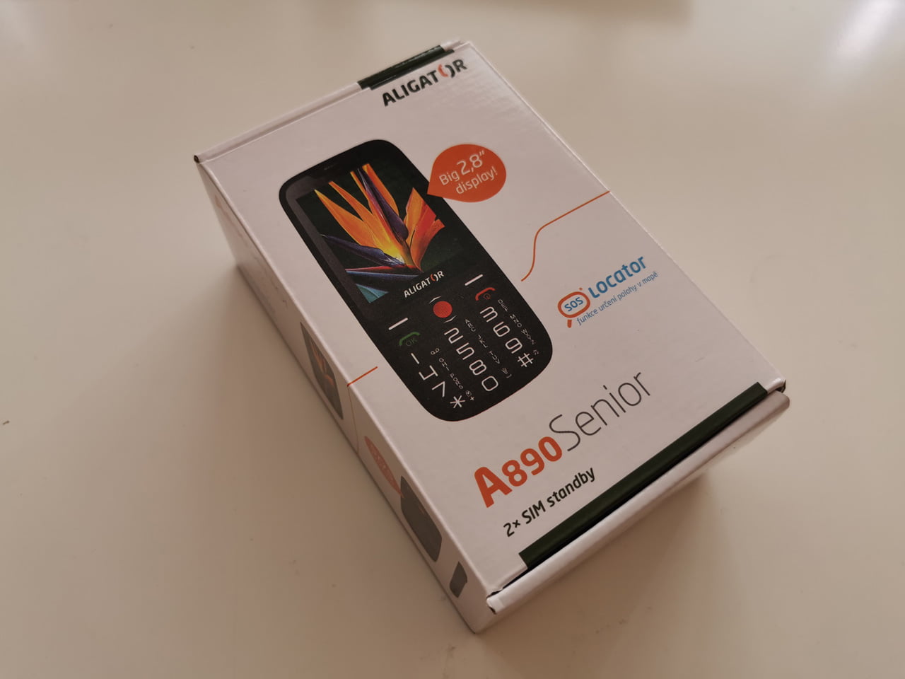 Český telefon Aligator A890 Senior