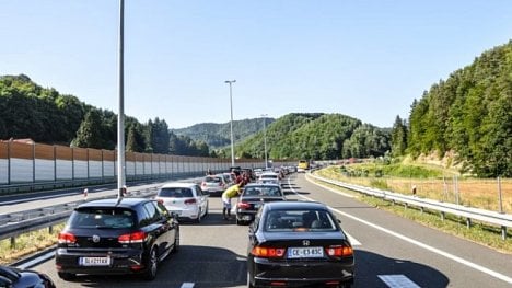 Náhledový obrázek - Na českém trhu marže přes pět korun na litr, v Chorvatsku povinně ani ne polovinu. Tamní vláda zastropovala ceny paliv