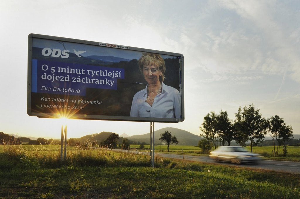 2010-01-plakc3a1tovacc3ad-plochy-opanovala-volebnc3ad-kampac588-