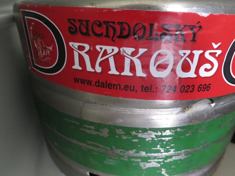 Nejakostní potraviny -  Miroslav Drahota, Suchdol, Suchdolský DRAKOUŠ - pivo světlý ležák. Pivo obsahovalo méně alkoholu, než bylo uvedeno na obale.