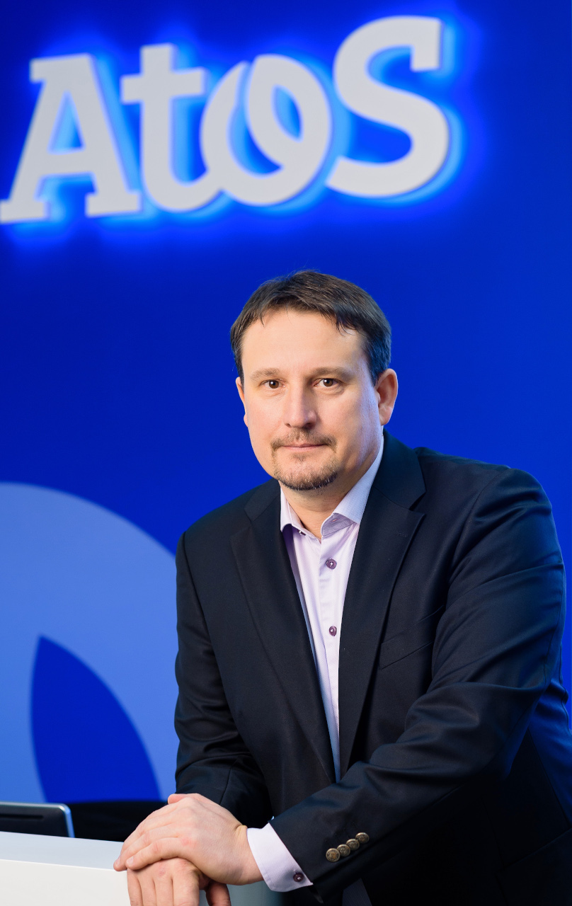 Vladek Šlezingr, Atos