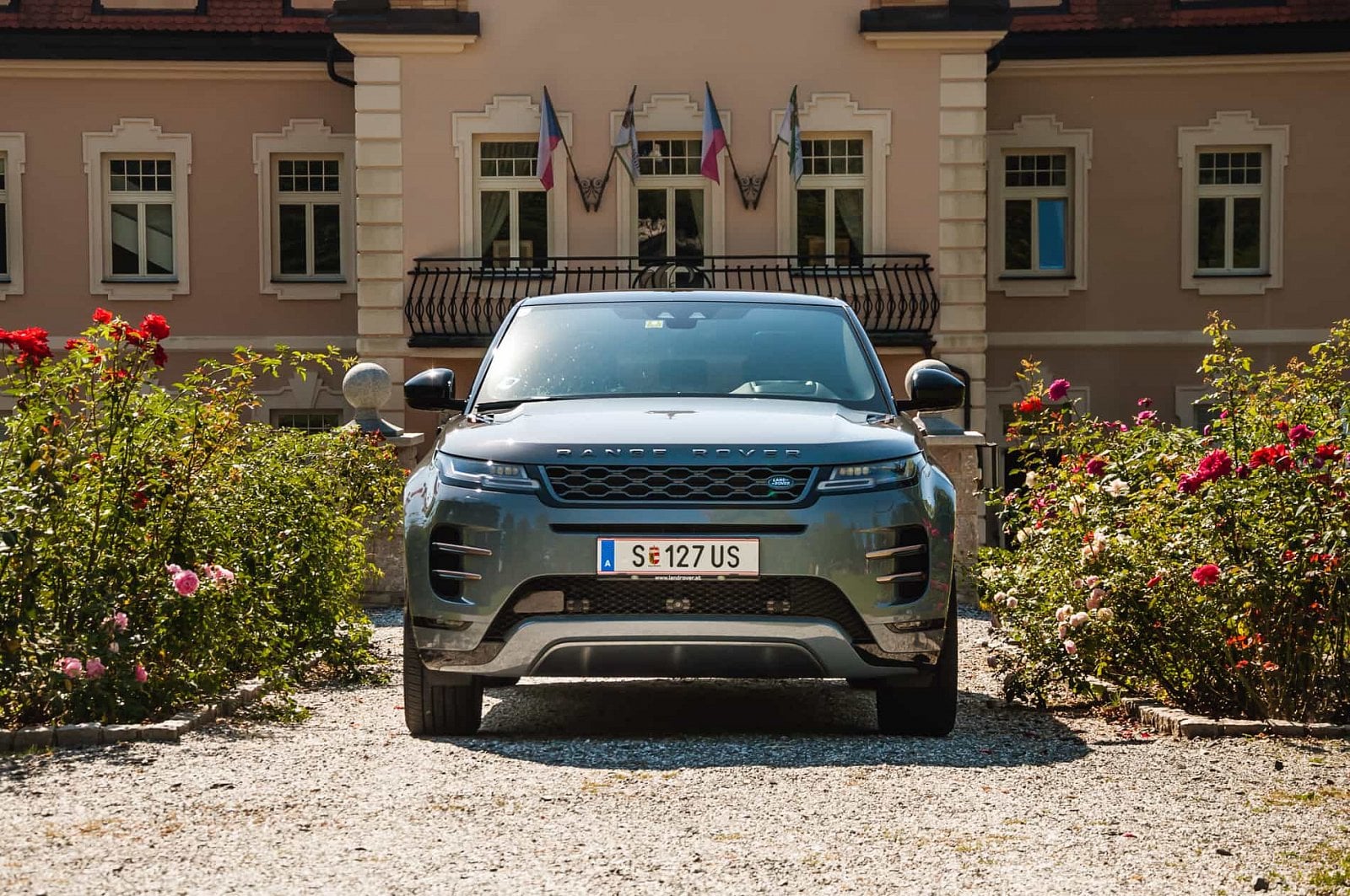 2019-09-Range-Rover-Evoque-2020-28-of-40.jpg