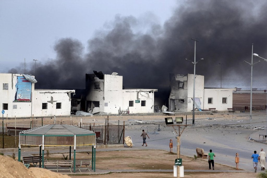 2009-10-c3batoky-v-gaze-si-vyc5bec3a1daly-stovky-mrtvc3bdch-5.jp