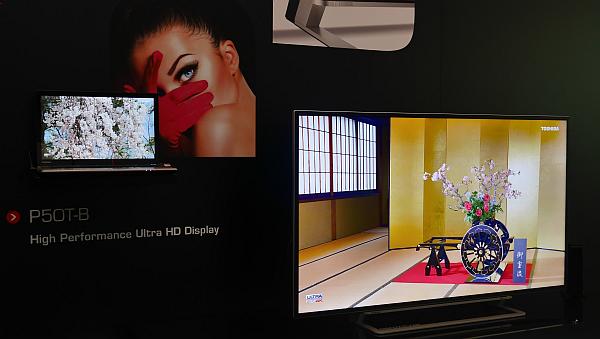 Notebook Toshiba P50T-B se 4K displejem a televizor s úhlopříčkou 107 cm patřící k řadě U. Začít by se měl prodávat na počátku příštího roku.