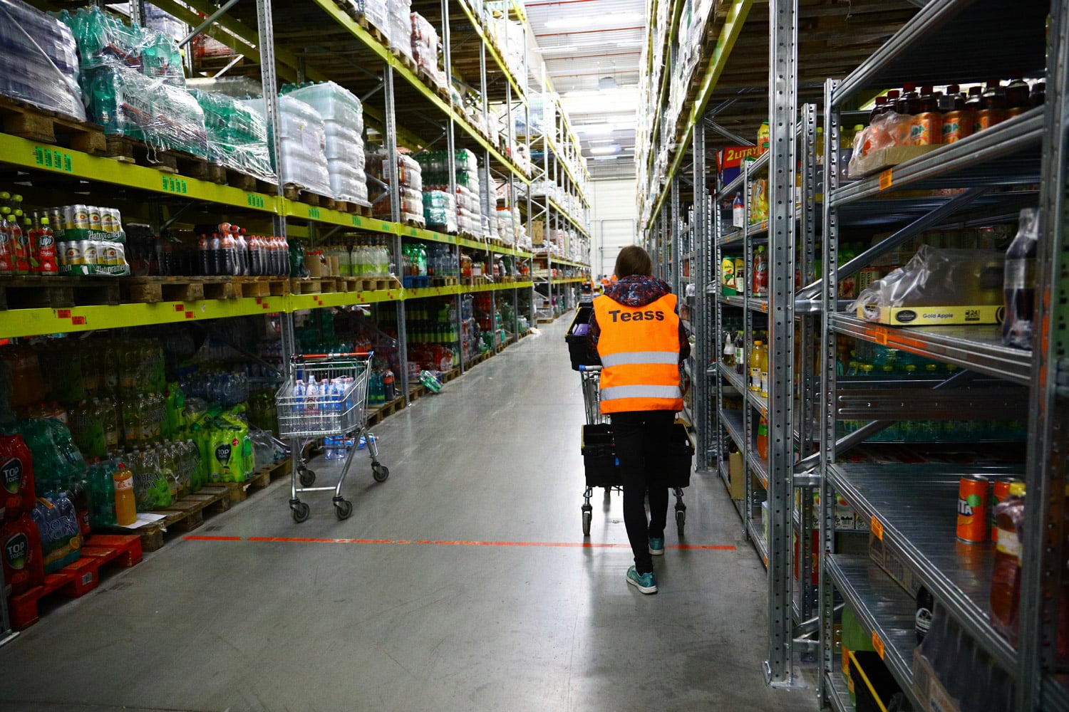 Podívejte se do zázemí online supermarketu Košík.cz