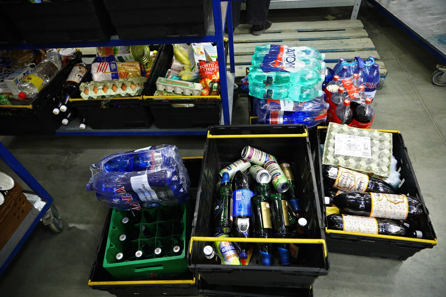 Podívejte se do zázemí online supermarketu Košík.cz