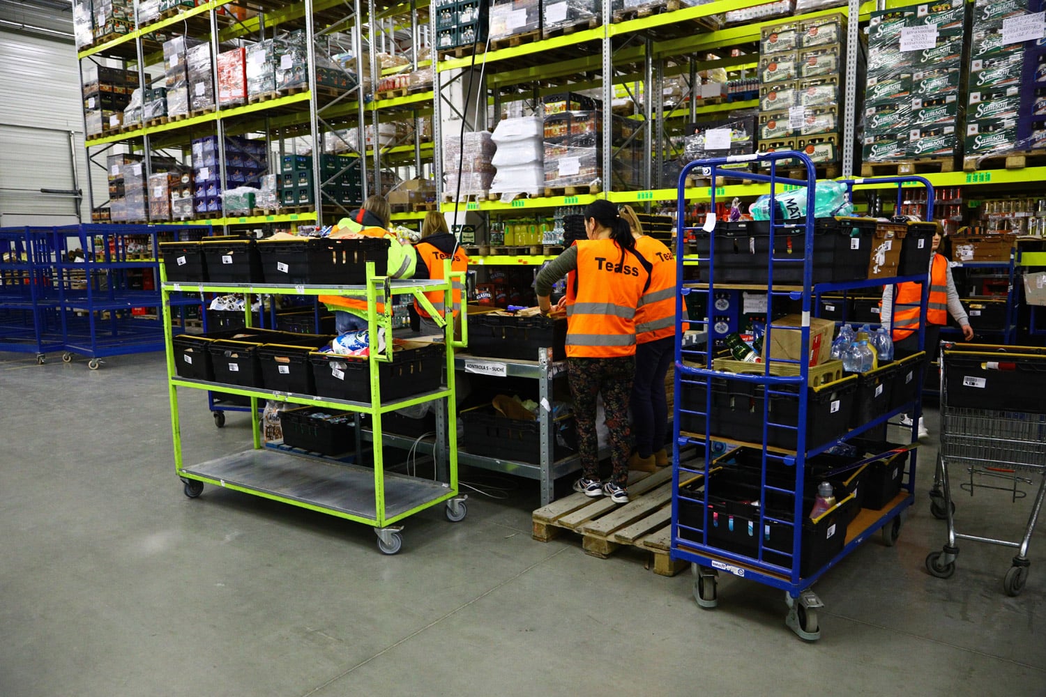 Podívejte se do zázemí online supermarketu Košík.cz