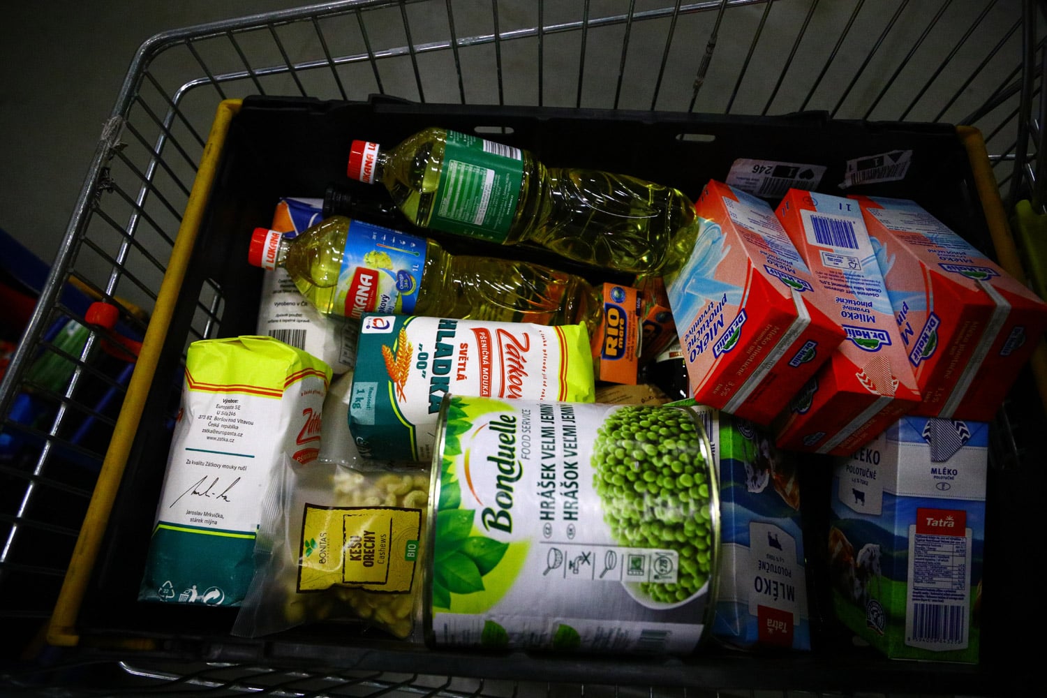 Podívejte se do zázemí online supermarketu Košík.cz