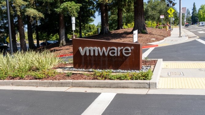 Logo společnosti VMware