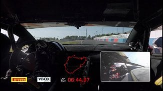 Náhledový obrázek - Video: Podívejte se, jak Lamborghini Aventador SVJ proletělo Nürburgring