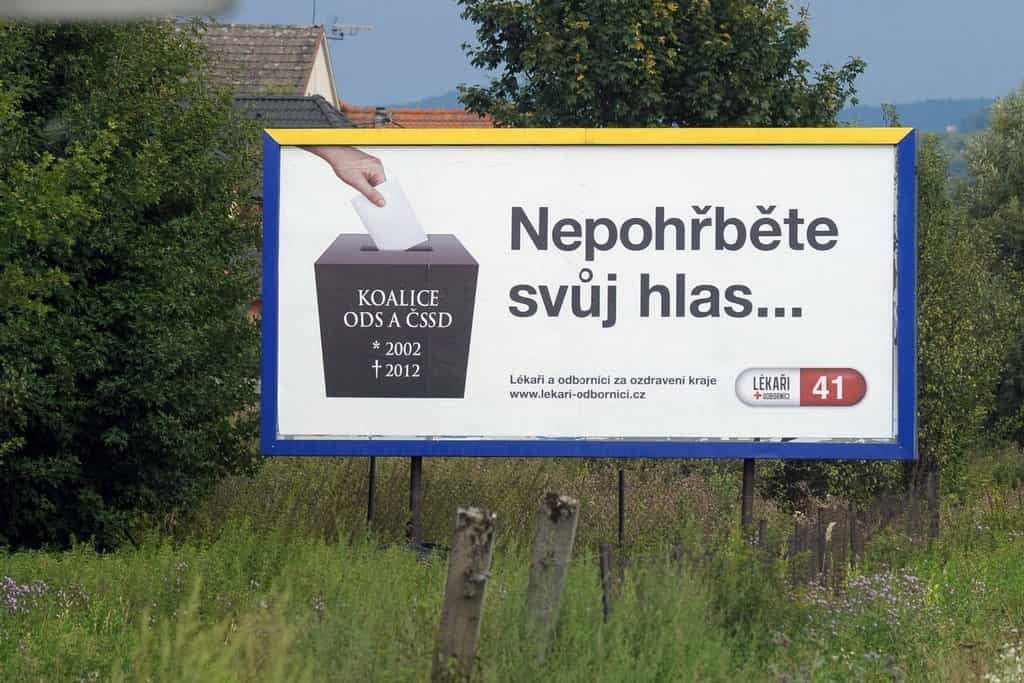 2010-01-plakc3a1tovacc3ad-plochy-opanovala-volebnc3ad-kampac588-