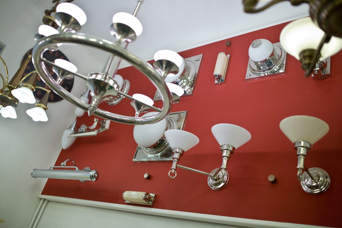 V rodinném pasířství udržují Čermákovi středověké řemeslo.