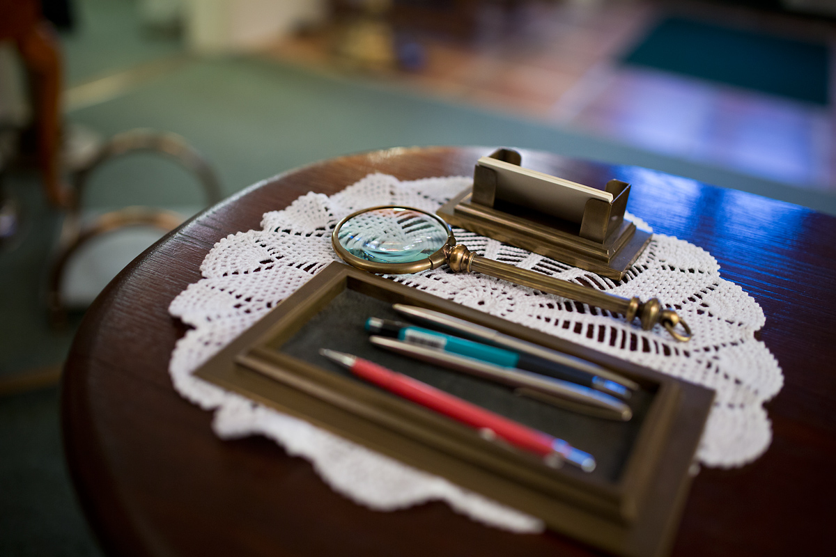 V rodinném pasířství udržují Čermákovi středověké řemeslo.