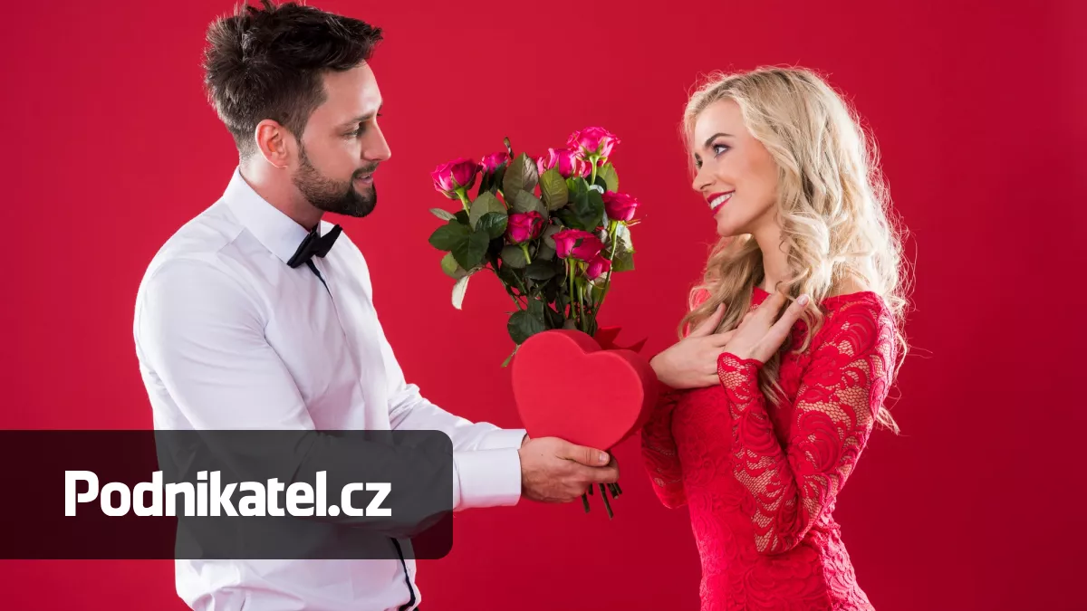 Valentýnské nákupy podle Čechů: Co kupovali kromě květin a sladkostí?