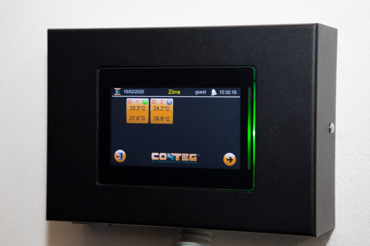 Ovladač pro klimatizace.