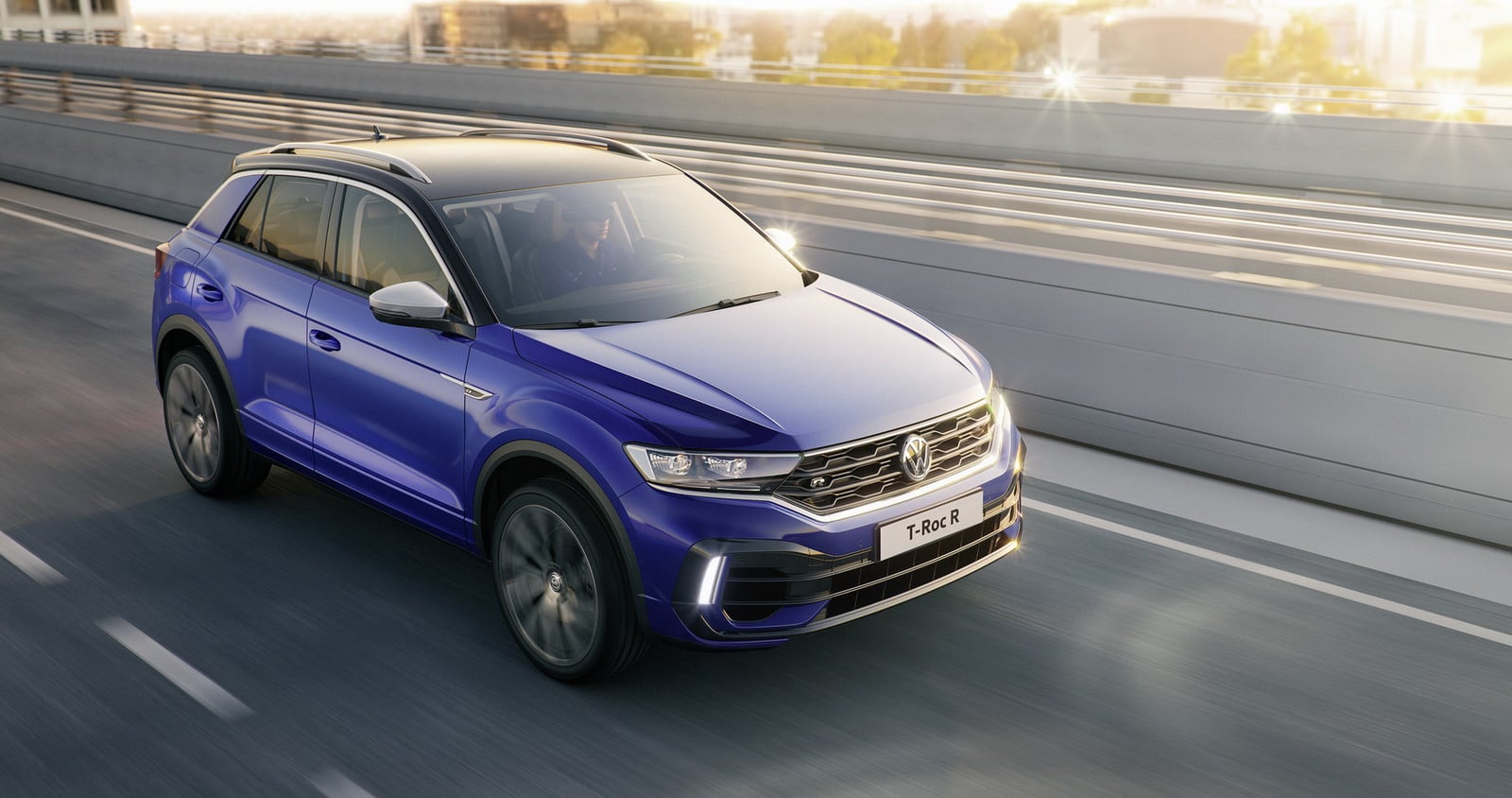 2019-02-Volkswagen-T-Roc-R_01.jpg