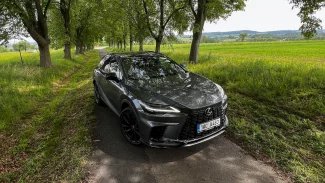 Náhledový obrázek - Test Lexus RX 500h: Hybrid podle našeho gusta, tohle se vážně povedlo