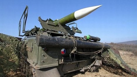 Náhledový obrázek - Obrana dá 15 miliard korun do nových raketových systémů