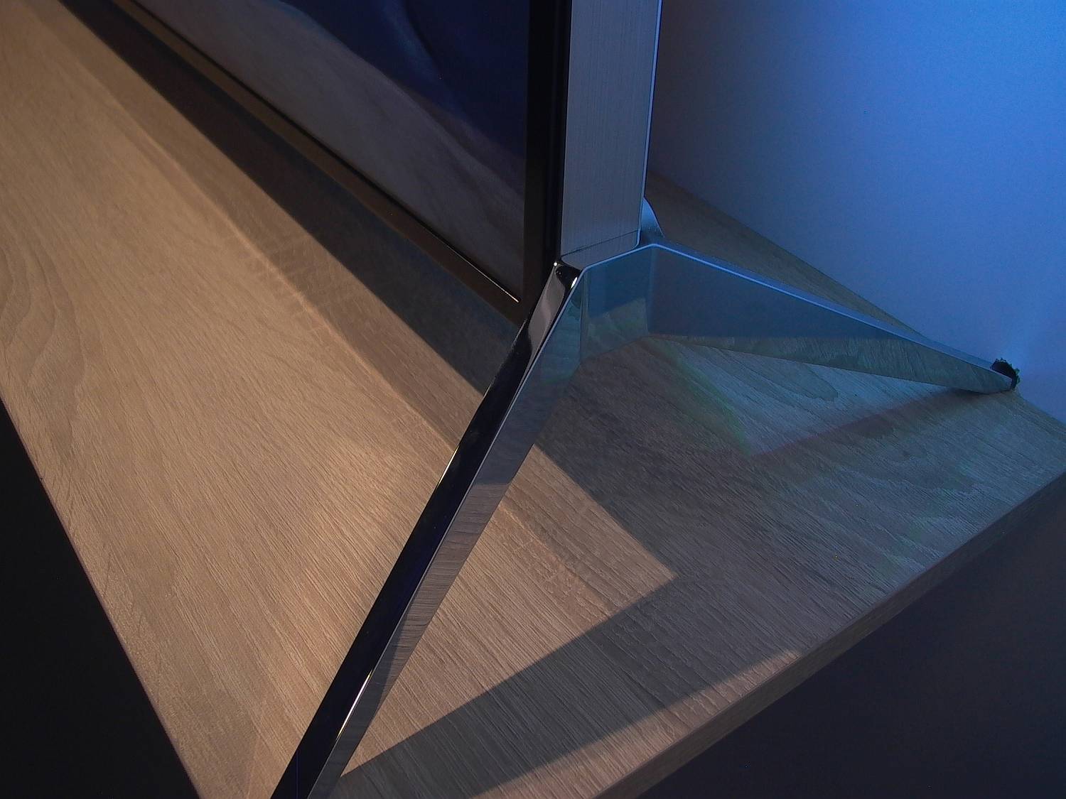 Philips řady 7700 s úhlopříčkou 191 cm (75ʺ) v detailu.