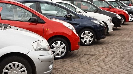 Chcete si pořídit ojetý diesel? Pak bude mít pravděpodobně stočený tachometr, říká studie