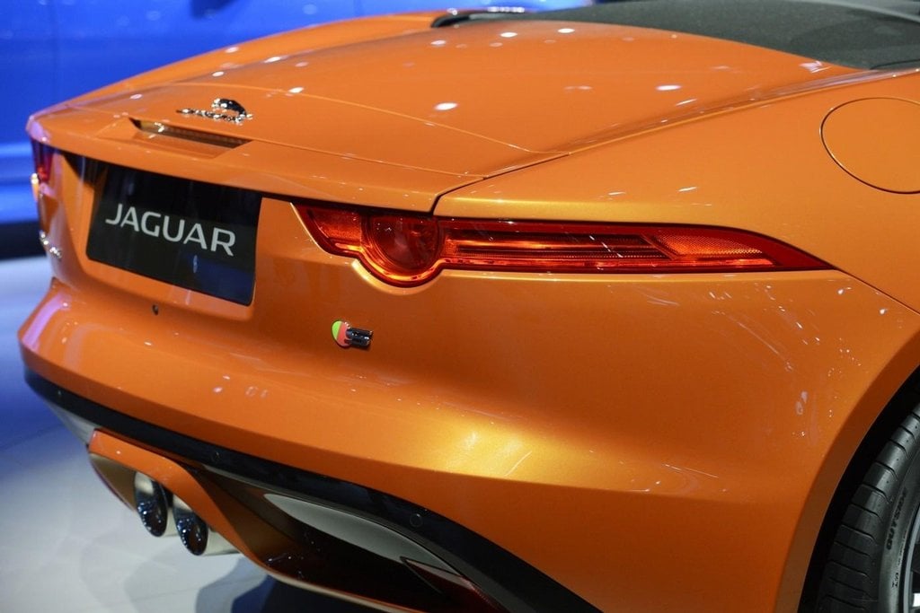 2015-08-jaguar-ukc3a1zal-v-los-angeles-f-type-black-pack-a-desig