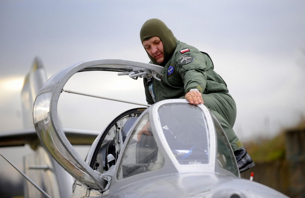 2018-08-na-c48deskc3a9-nebe-se-po-58-letech-vrc3a1til-mig-15-4.j