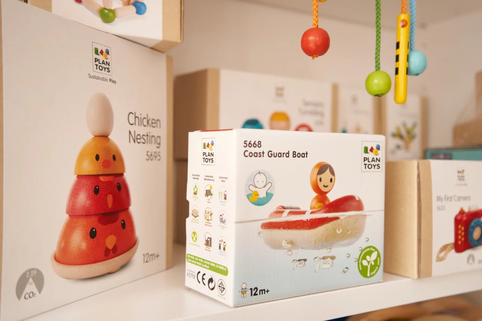 Hračky značky Plan Toys