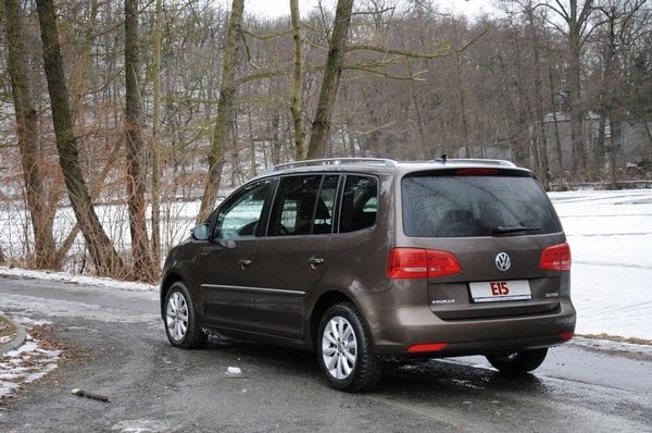 2019-02-volkswagen-touran-20-tdi-dpf-4.jpg