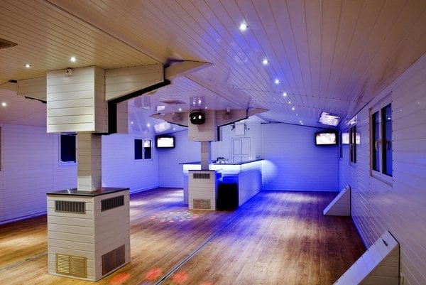 2016-09-nc3a1vc49bs-kterc3bd-se-za-hodinu-promc49bnc3ad-v-bar.jp