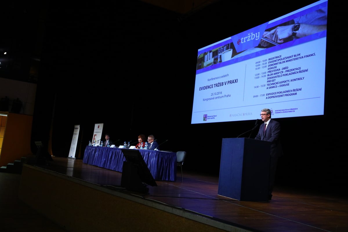 Jak to vypadalo na konferenci k EET v Praze