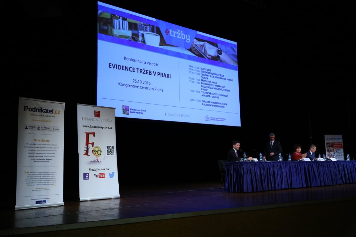 Jak to vypadalo na konferenci k EET v Praze