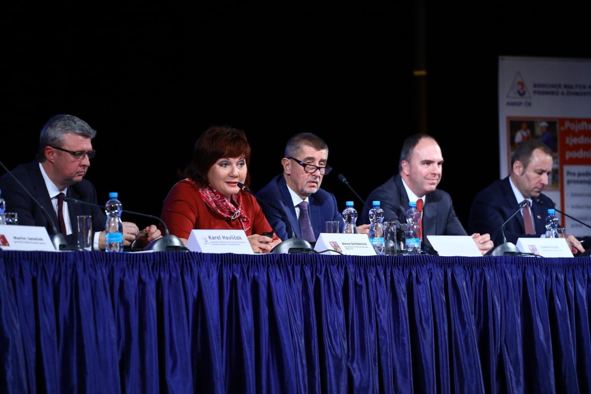 Jak to vypadalo na konferenci k EET v Praze