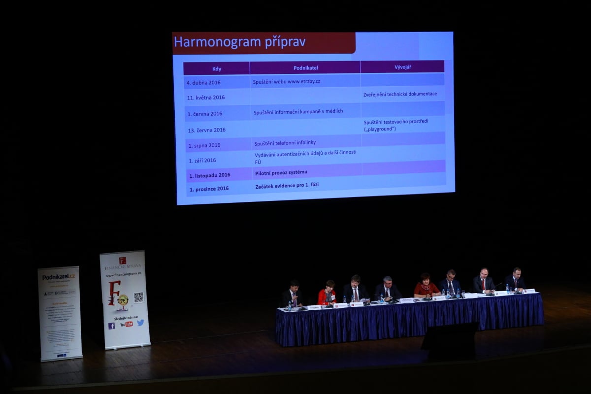 Jak to vypadalo na konferenci k EET v Praze