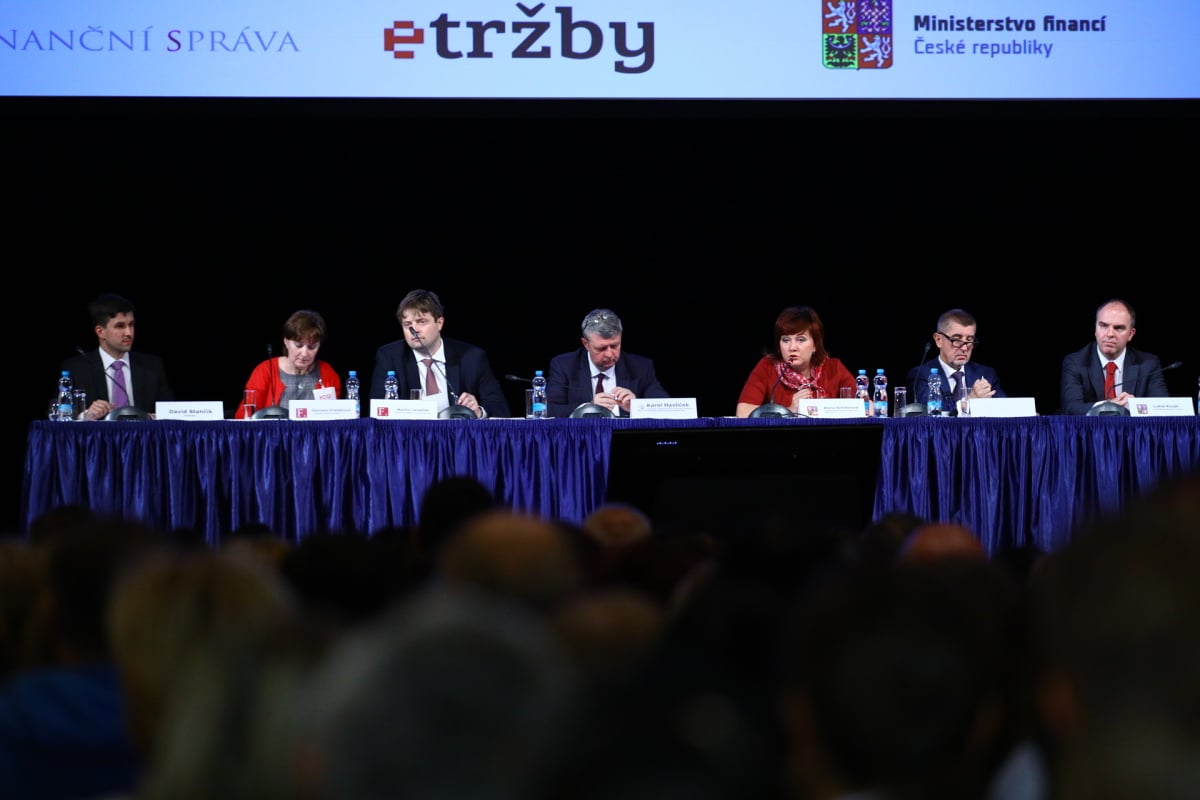 Jak to vypadalo na konferenci k EET v Praze