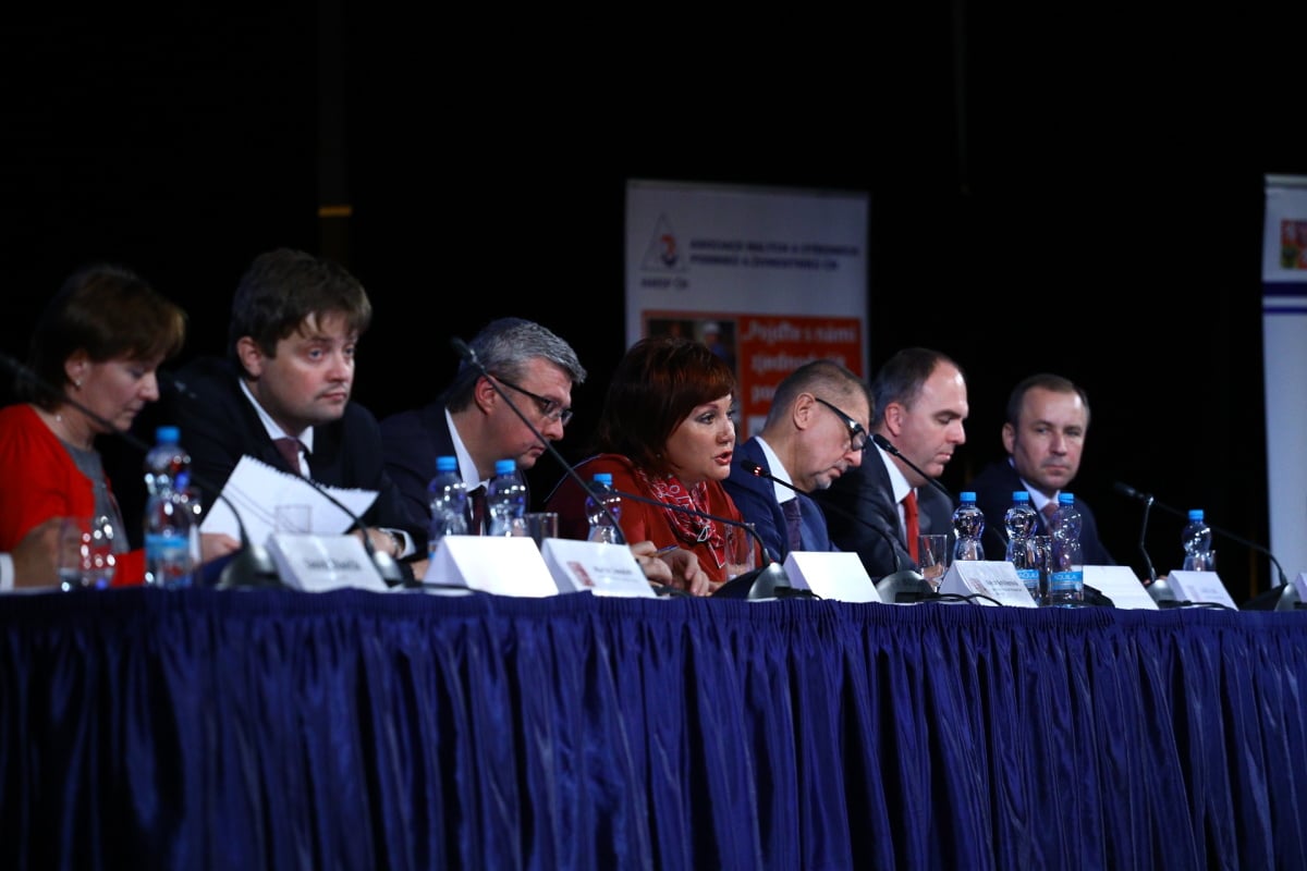 Jak to vypadalo na konferenci k EET v Praze