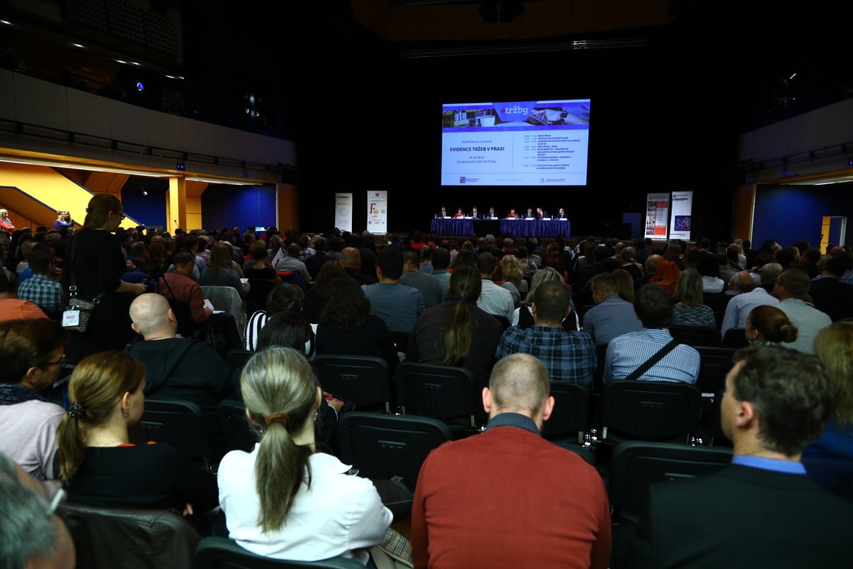 Jak to vypadalo na konferenci k EET v Praze