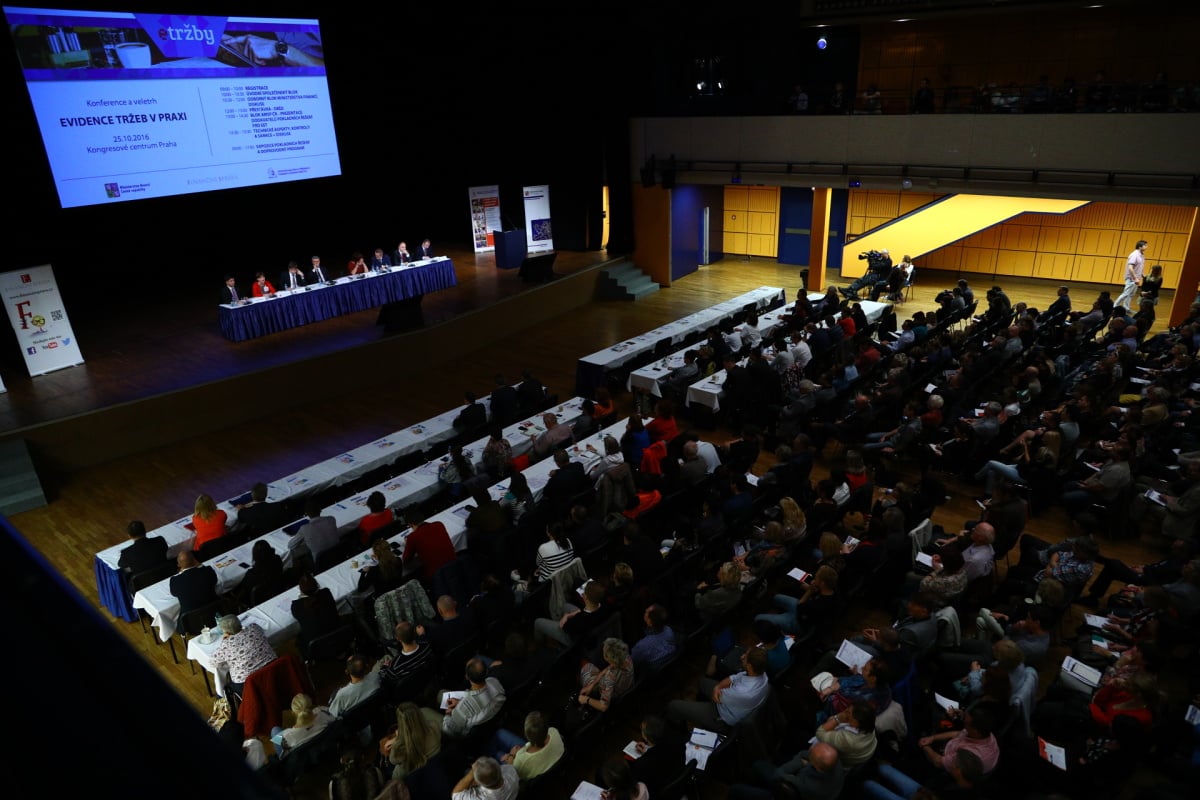 Jak to vypadalo na konferenci k EET v Praze