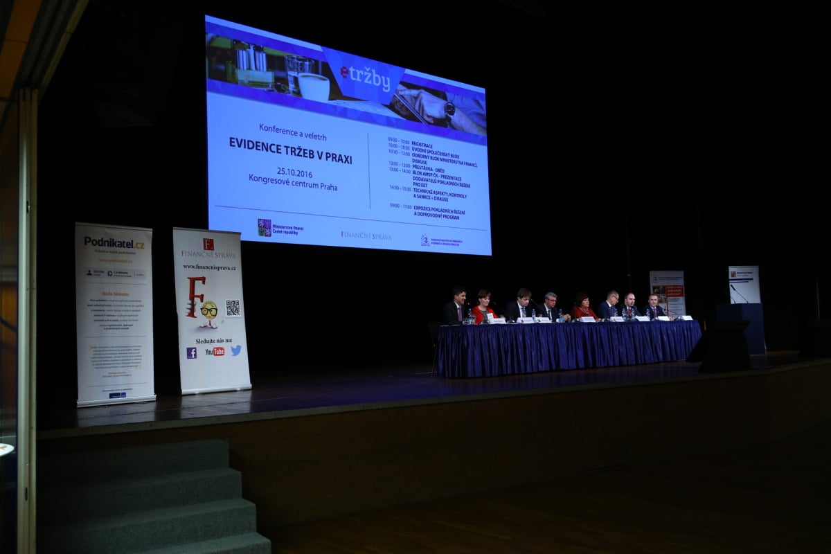 Jak to vypadalo na konferenci k EET v Praze