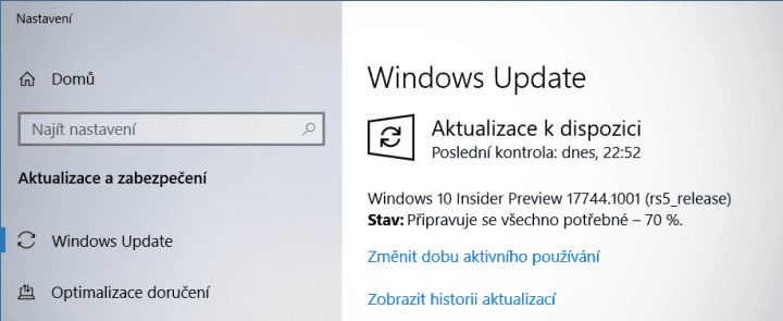 Windows 10 Insider Preview build 17744 je k dispozici